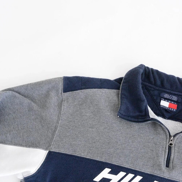 Vintage 90's Tommy Hilfiger Gray And Navy Half Zip Pull Over Sweater Size Large - Picture 8 of 10